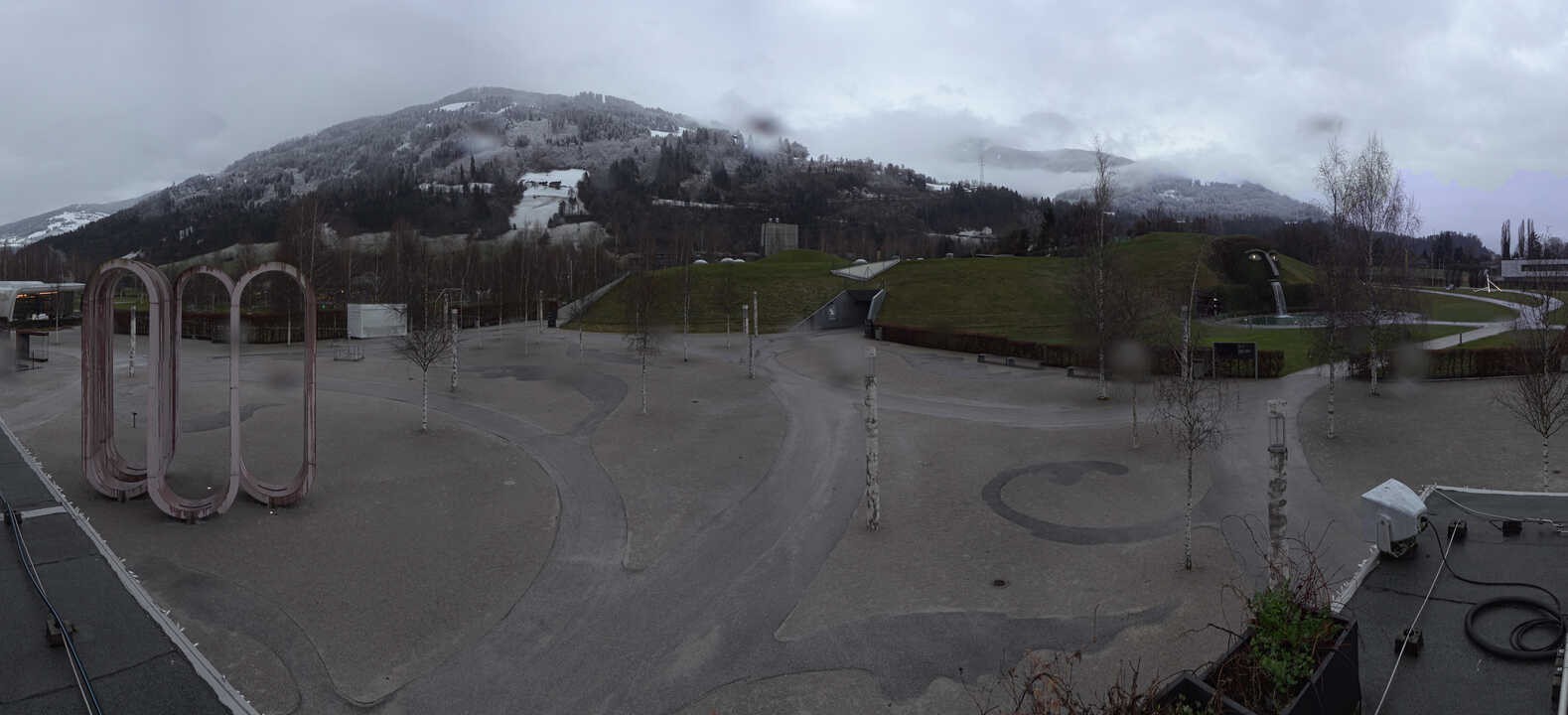 Archiv Foto Webcam Swarovski Kristallwelten: Außengelände