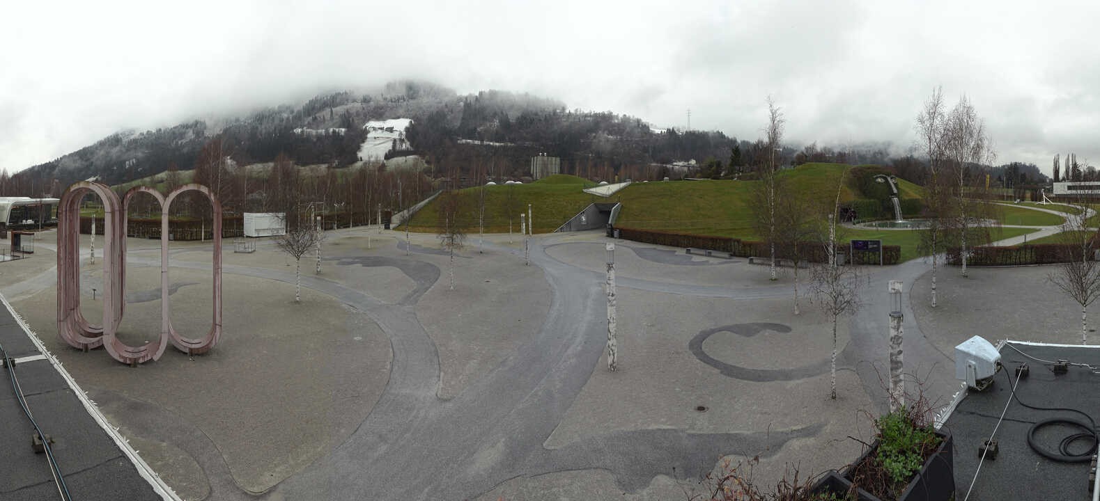 Archiv Foto Webcam Swarovski Kristallwelten: Außengelände