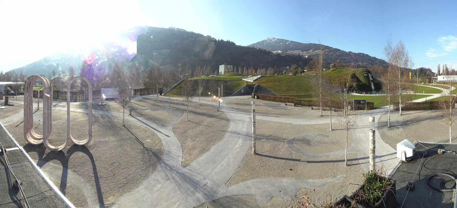 Archiv Foto Webcam Swarovski Kristallwelten: Außengelände