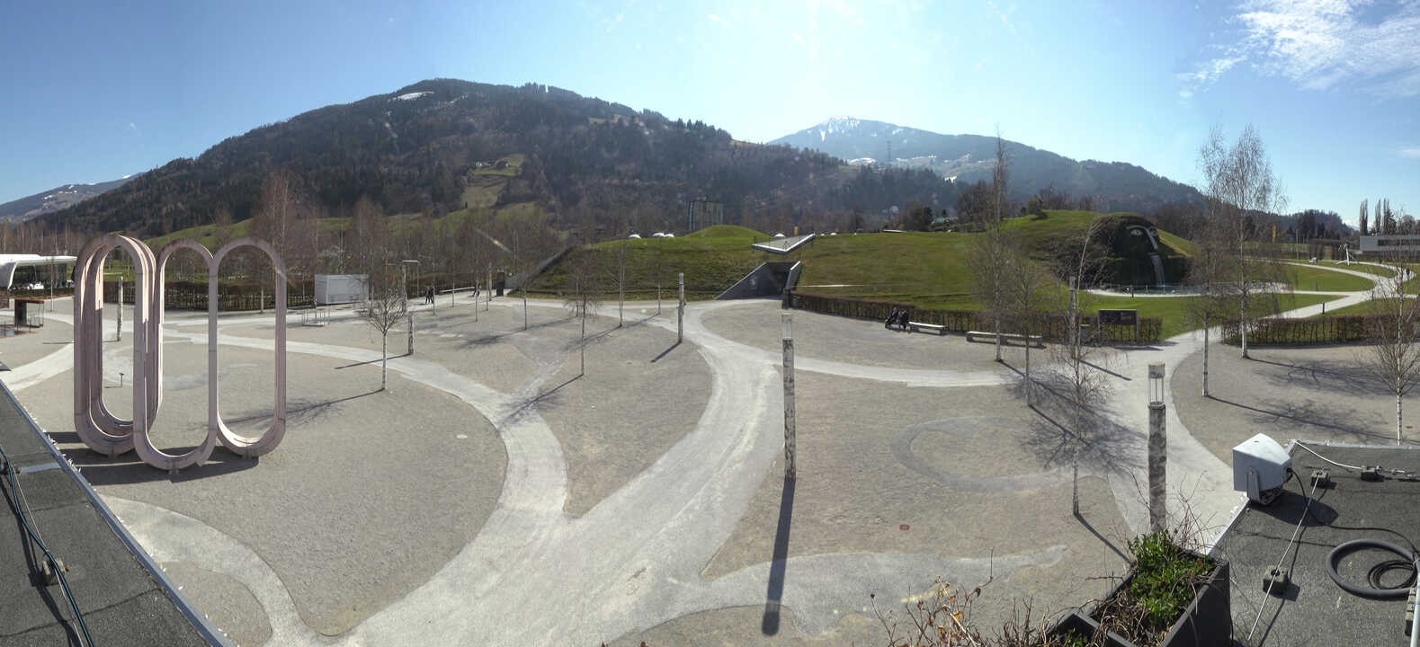 Archiv Foto Webcam Swarovski Kristallwelten: Außengelände