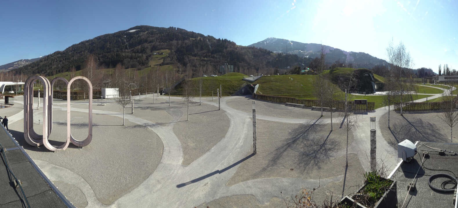 Archiv Foto Webcam Swarovski Kristallwelten: Außengelände