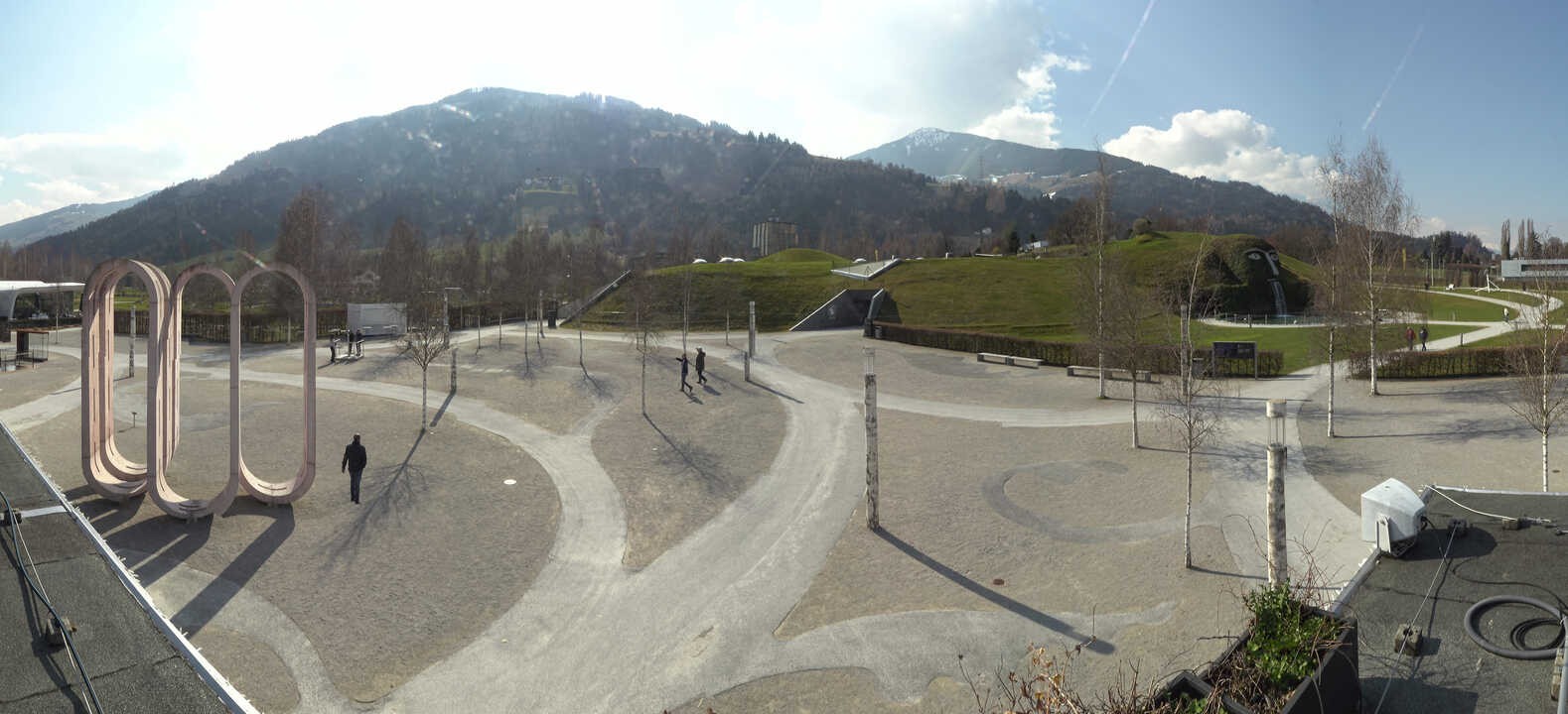 Archiv Foto Webcam Swarovski Kristallwelten: Außengelände