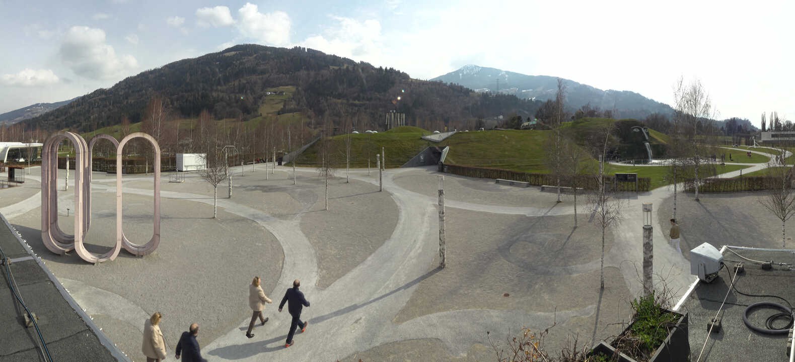 Archiv Foto Webcam Swarovski Kristallwelten: Außengelände