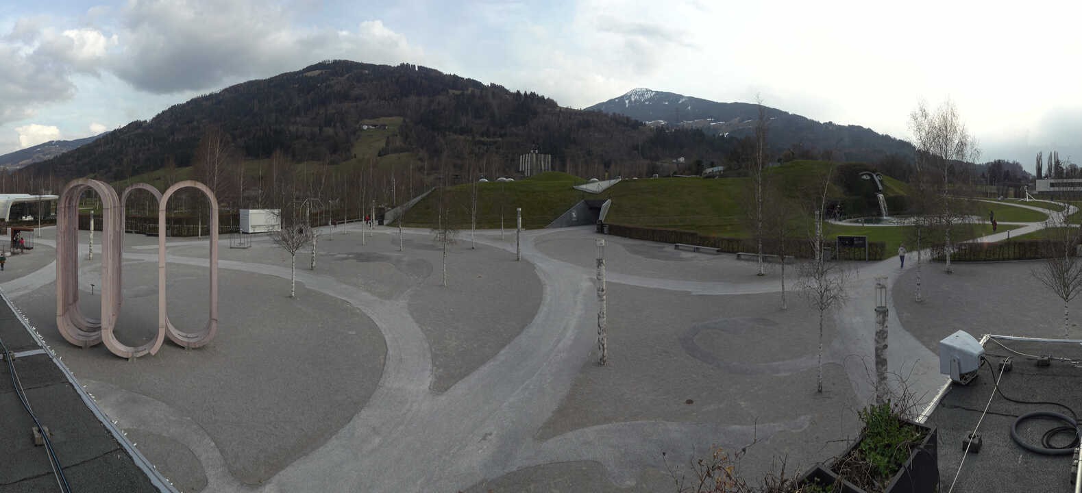 Archiv Foto Webcam Swarovski Kristallwelten: Außengelände