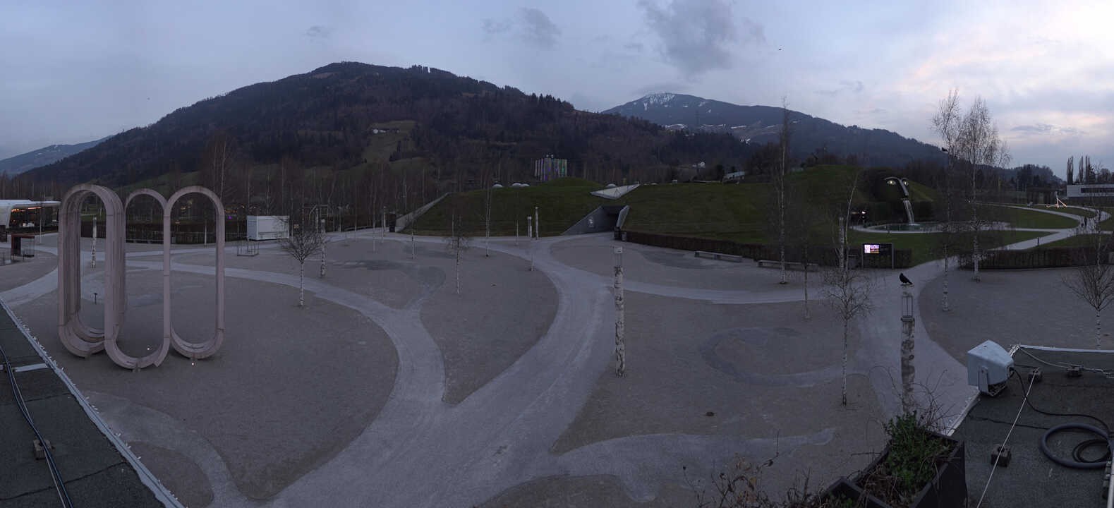 Archiv Foto Webcam Swarovski Kristallwelten: Außengelände