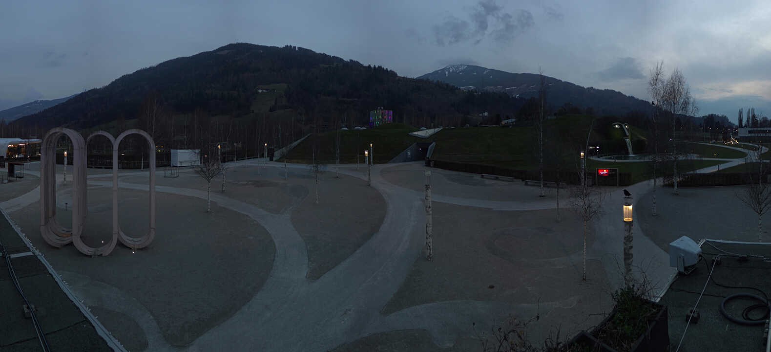 Archiv Foto Webcam Swarovski Kristallwelten: Außengelände