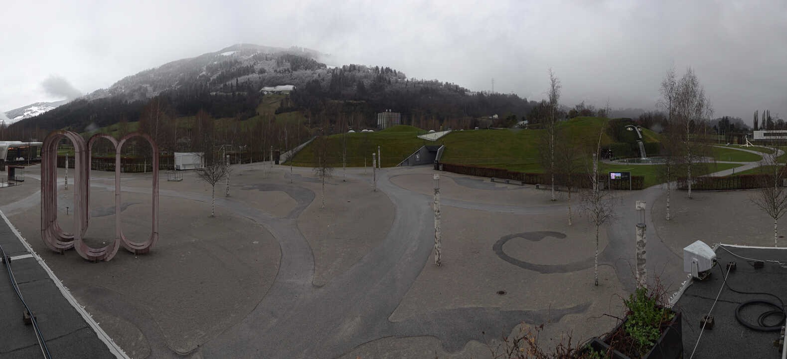 Archiv Foto Webcam Swarovski Kristallwelten: Außengelände