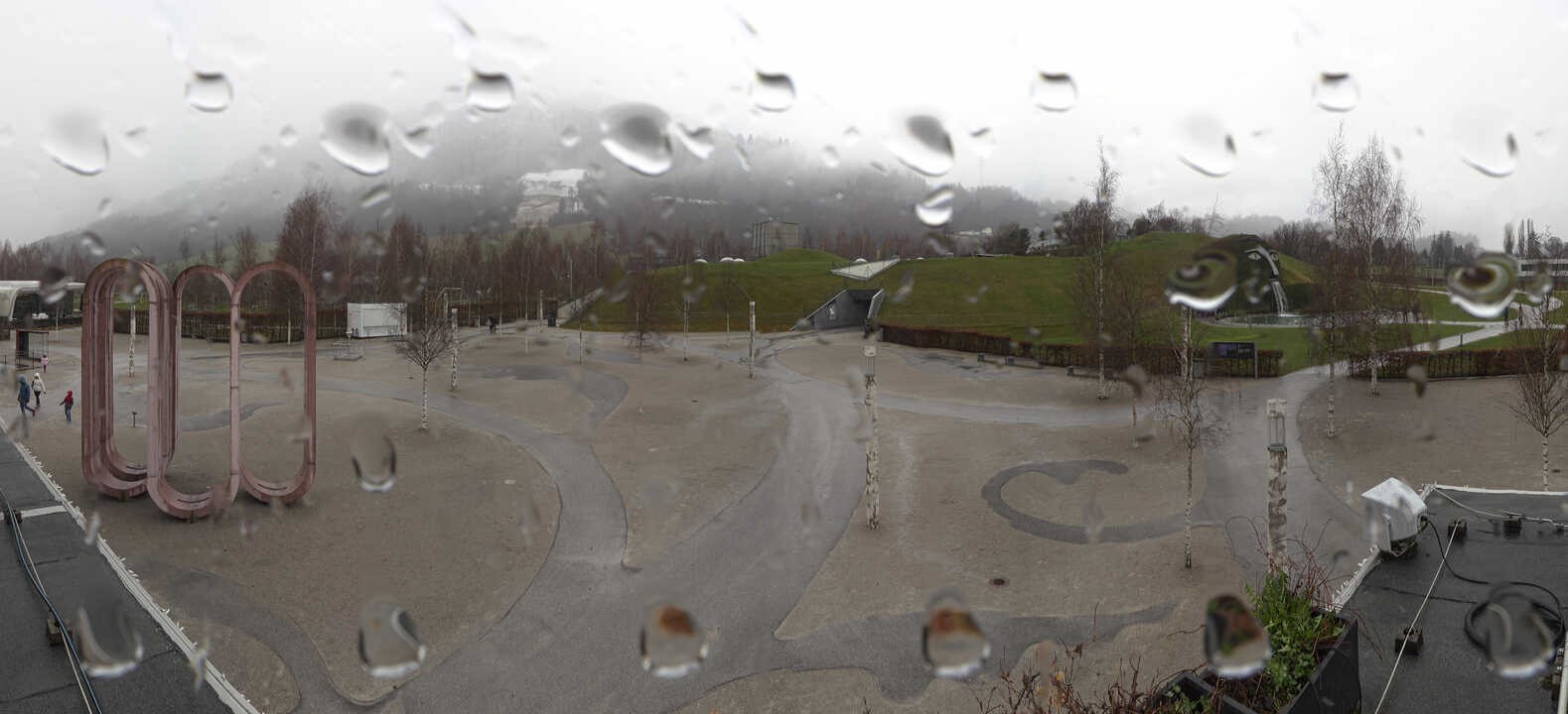 Archiv Foto Webcam Swarovski Kristallwelten: Außengelände