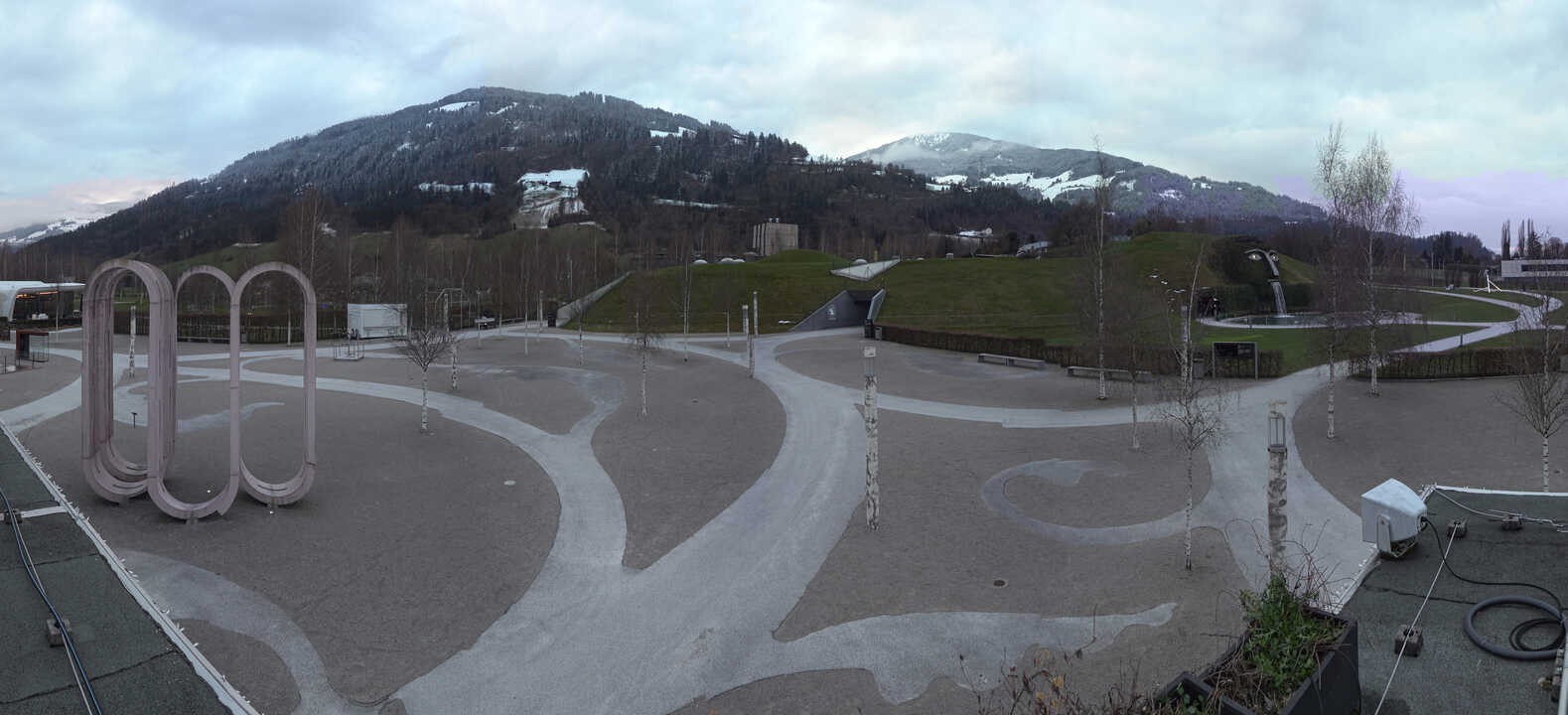 Archiv Foto Webcam Swarovski Kristallwelten: Außengelände