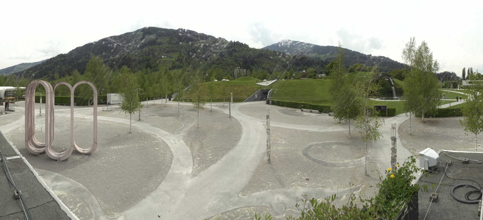 Archiv Foto Webcam Swarovski Kristallwelten: Außengelände