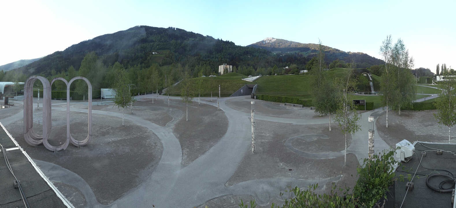 Archiv Foto Webcam Swarovski Kristallwelten: Außengelände