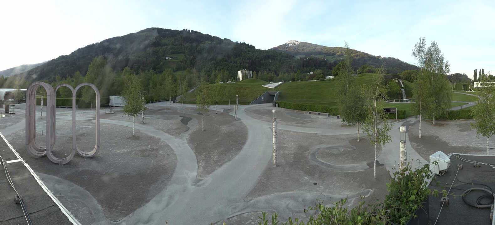 Archiv Foto Webcam Swarovski Kristallwelten: Außengelände