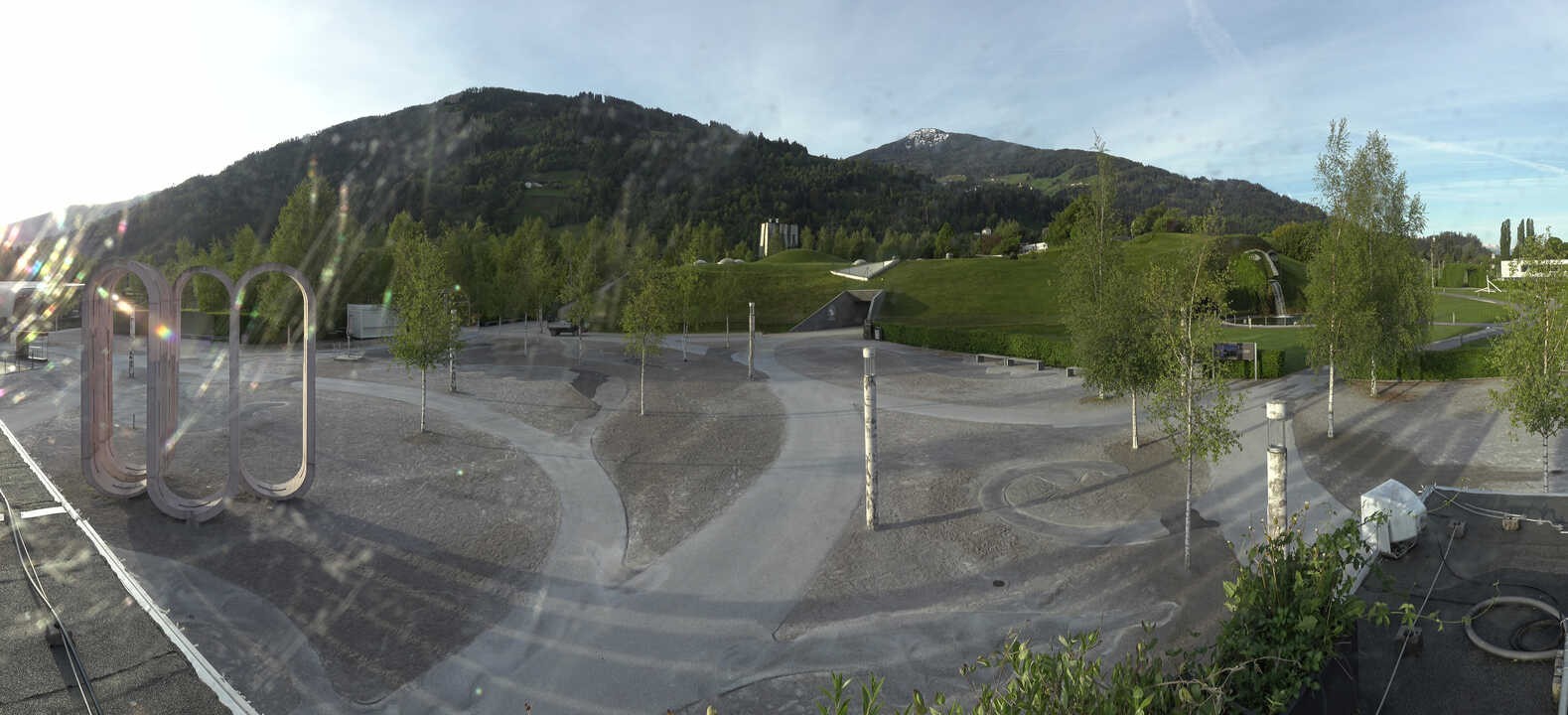 Archiv Foto Webcam Swarovski Kristallwelten: Außengelände
