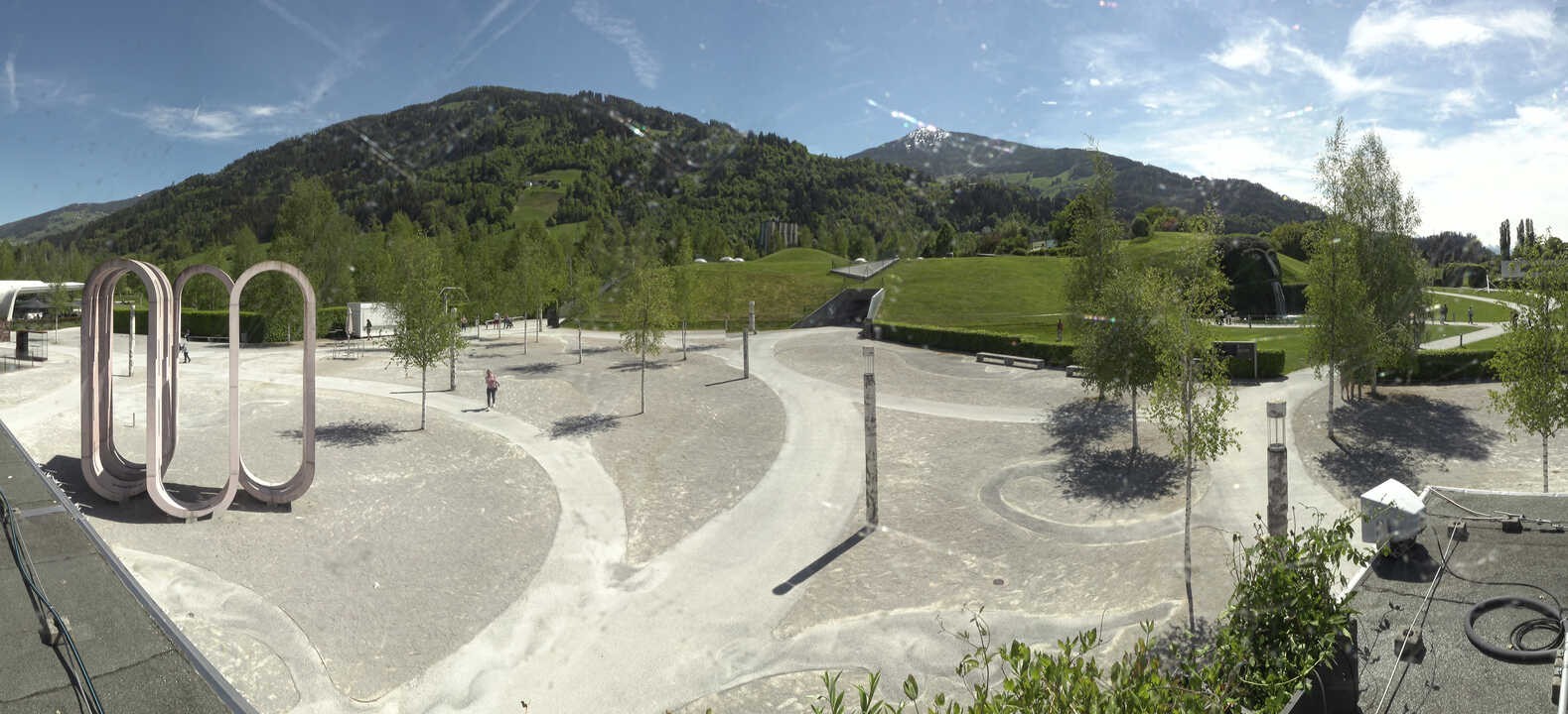 Archiv Foto Webcam Swarovski Kristallwelten: Außengelände