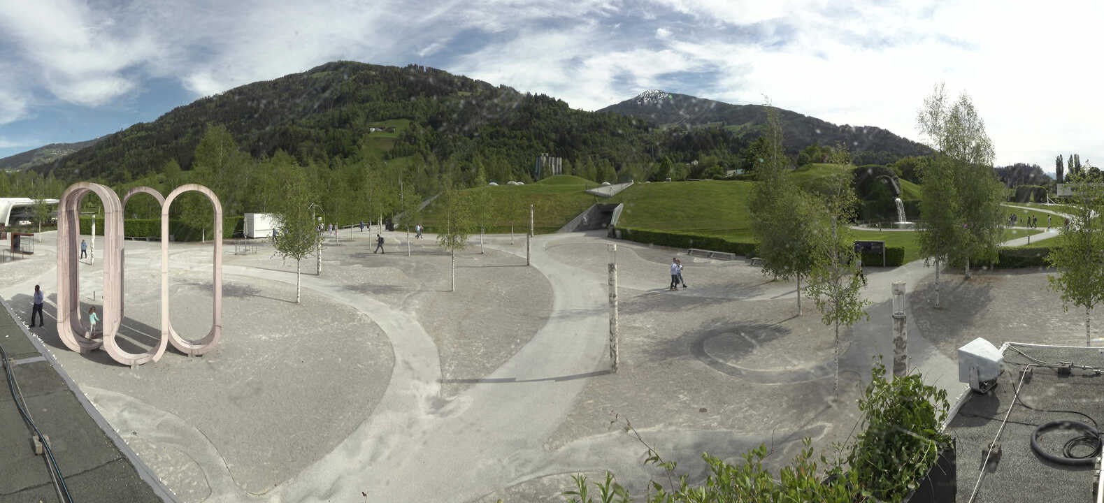 Archiv Foto Webcam Swarovski Kristallwelten: Außengelände