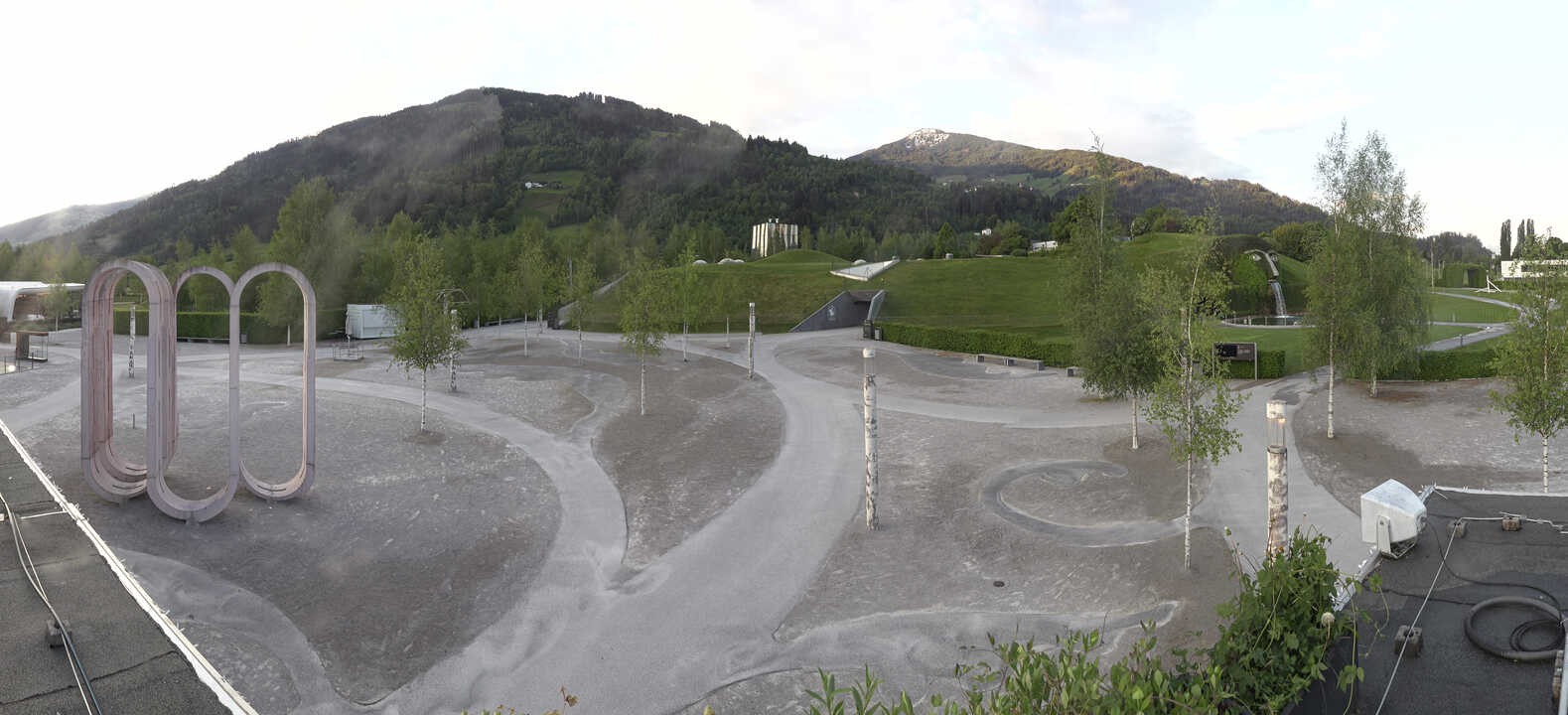 Archiv Foto Webcam Swarovski Kristallwelten: Außengelände