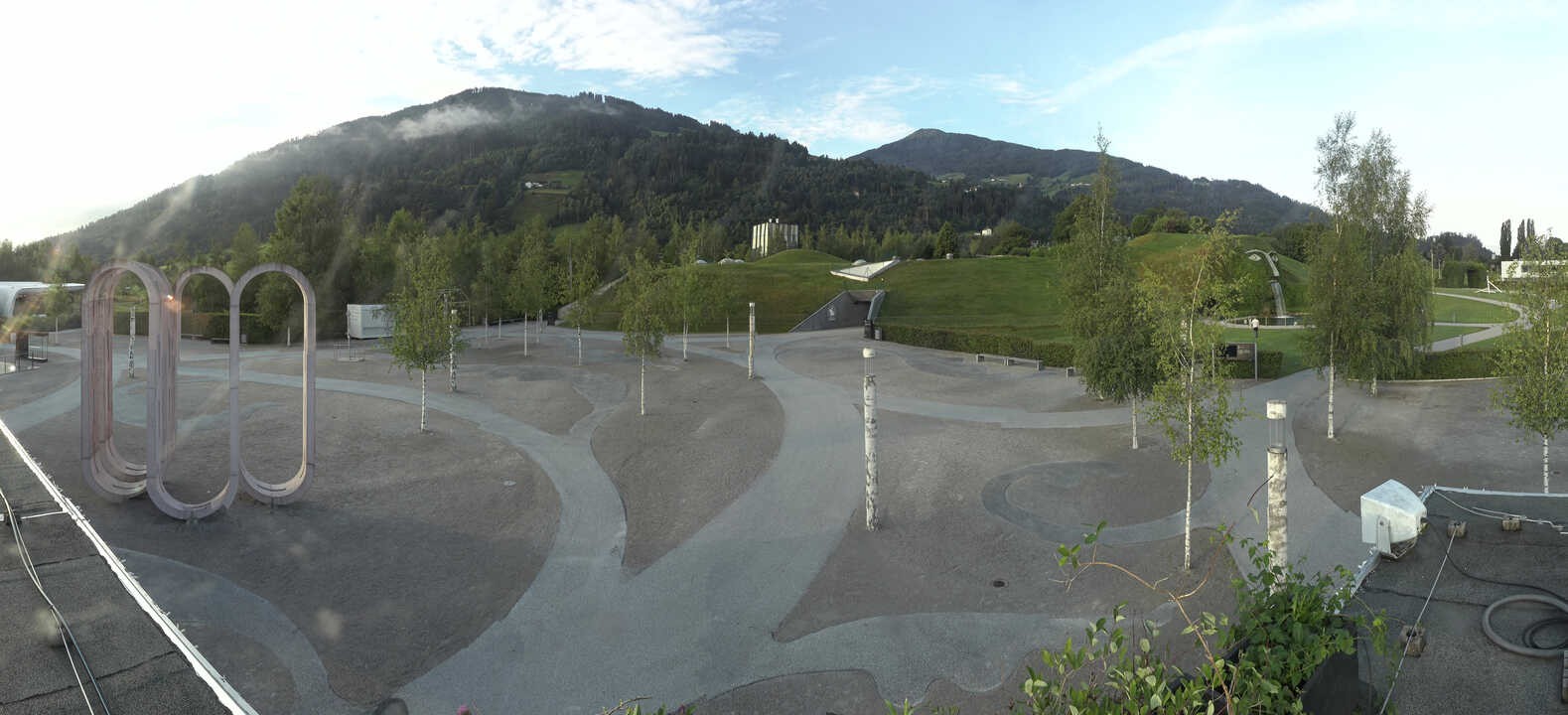 Archiv Foto Webcam Swarovski Kristallwelten: Außengelände