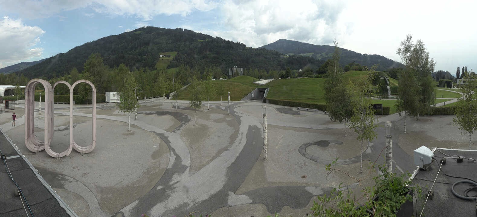 Archiv Foto Webcam Swarovski Kristallwelten: Außengelände