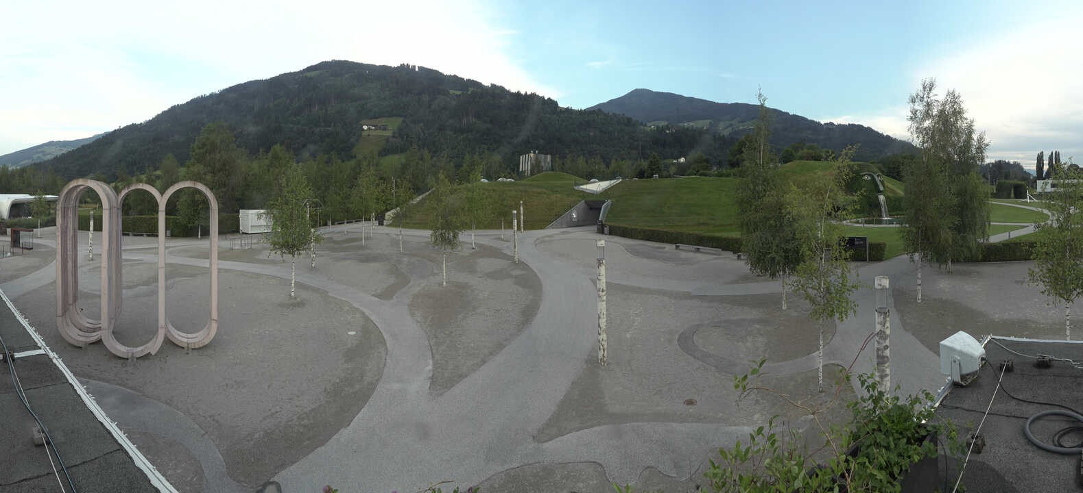 Archiv Foto Webcam Swarovski Kristallwelten: Außengelände
