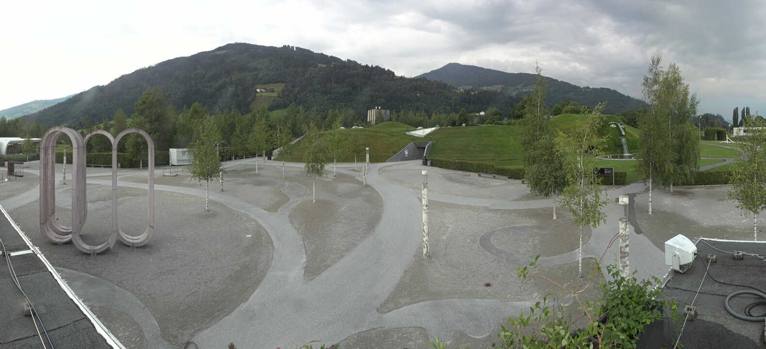 Archiv Foto Webcam Swarovski Kristallwelten: Außengelände