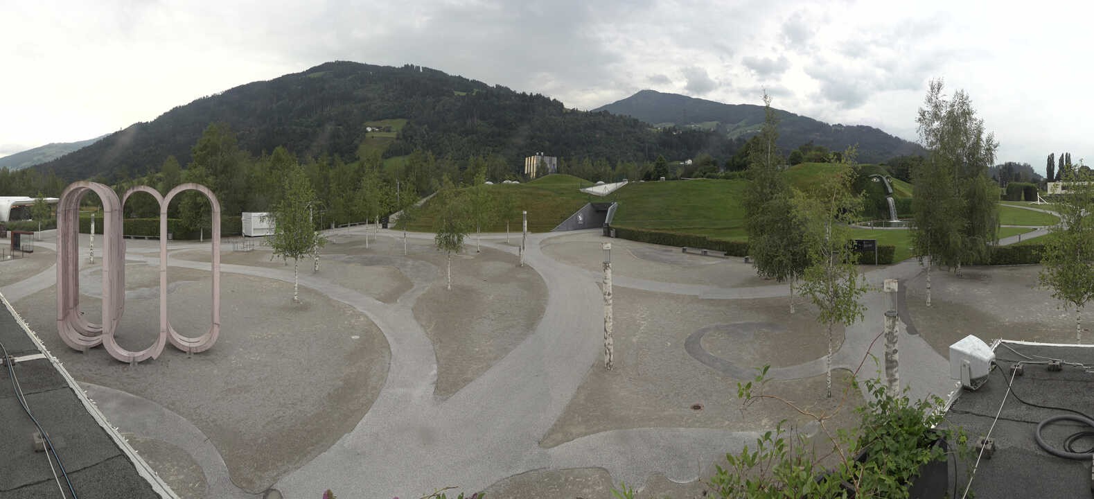 Archiv Foto Webcam Swarovski Kristallwelten: Außengelände