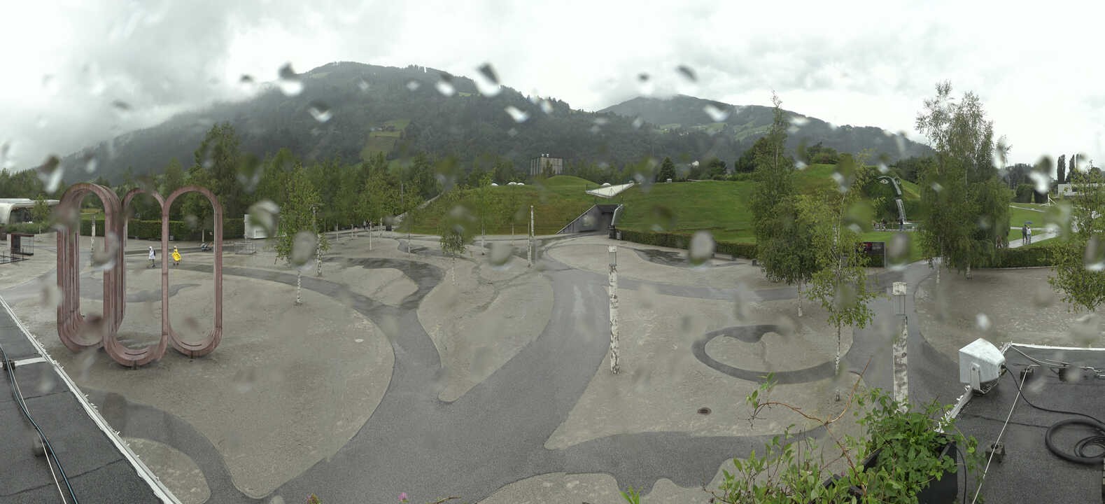 Archiv Foto Webcam Swarovski Kristallwelten: Außengelände