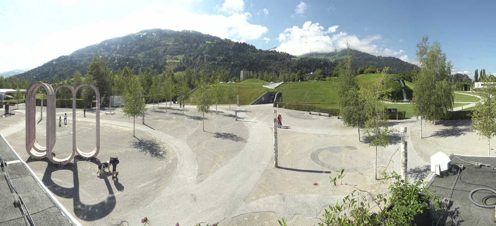 Archiv Foto Webcam Swarovski Kristallwelten: Außengelände