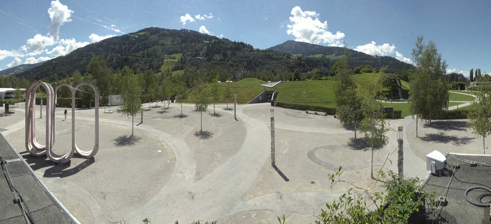 Archiv Foto Webcam Swarovski Kristallwelten: Außengelände