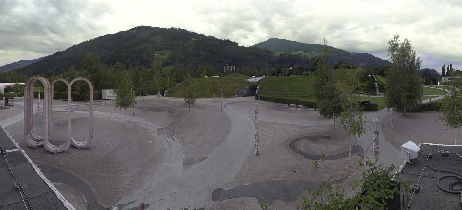 Archiv Foto Webcam Swarovski Kristallwelten: Außengelände