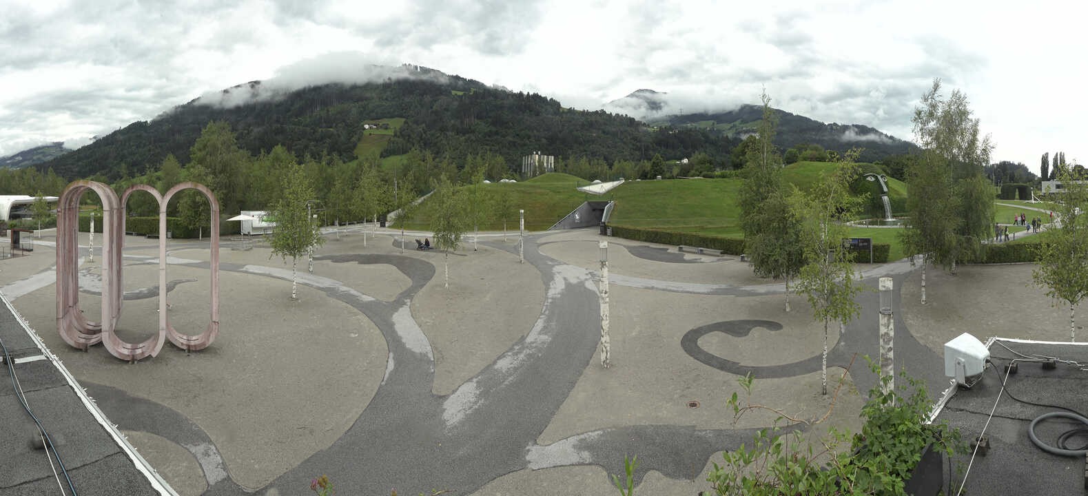 Archiv Foto Webcam Swarovski Kristallwelten: Außengelände