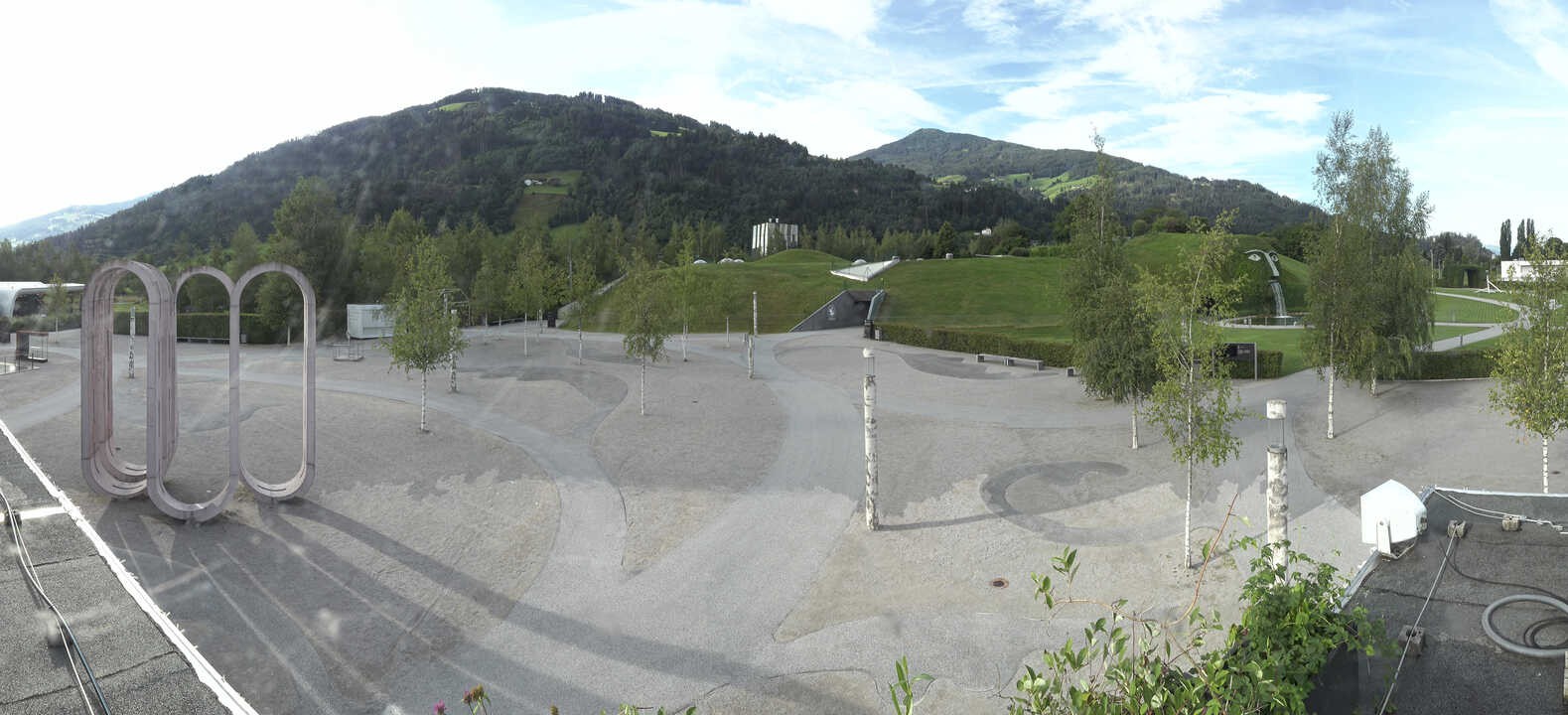 Archiv Foto Webcam Swarovski Kristallwelten: Außengelände