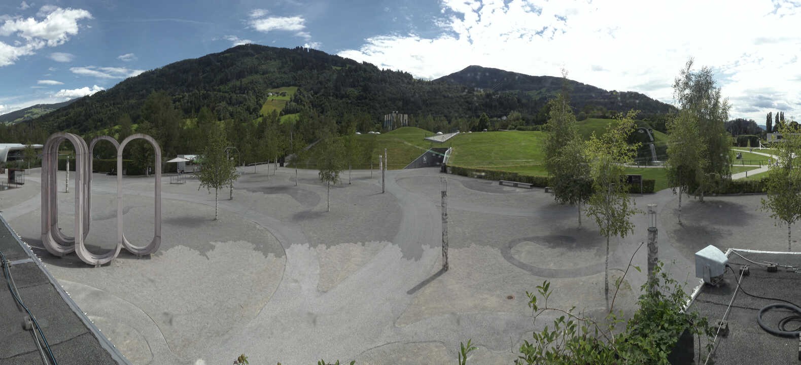Archiv Foto Webcam Swarovski Kristallwelten: Außengelände