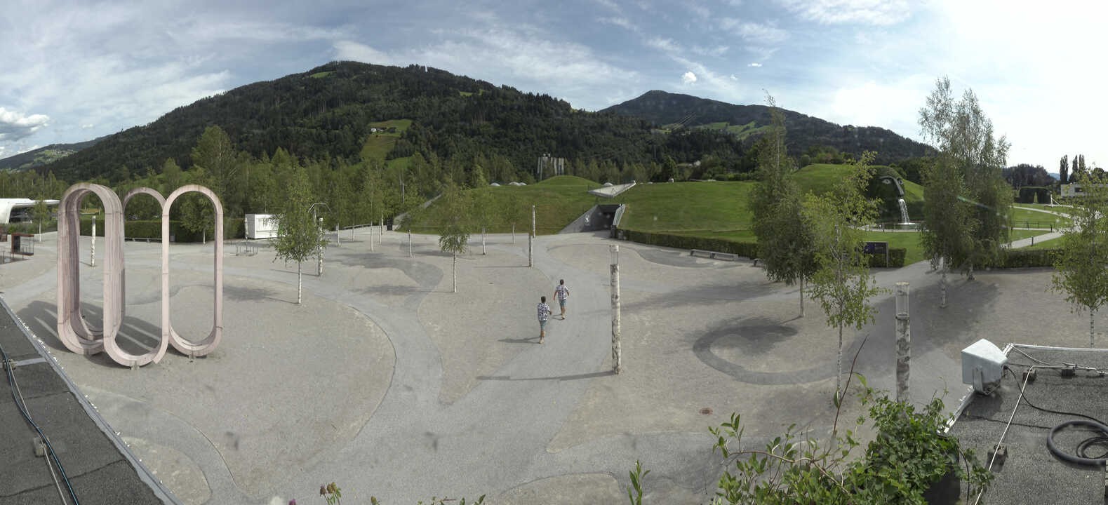 Archiv Foto Webcam Swarovski Kristallwelten: Außengelände