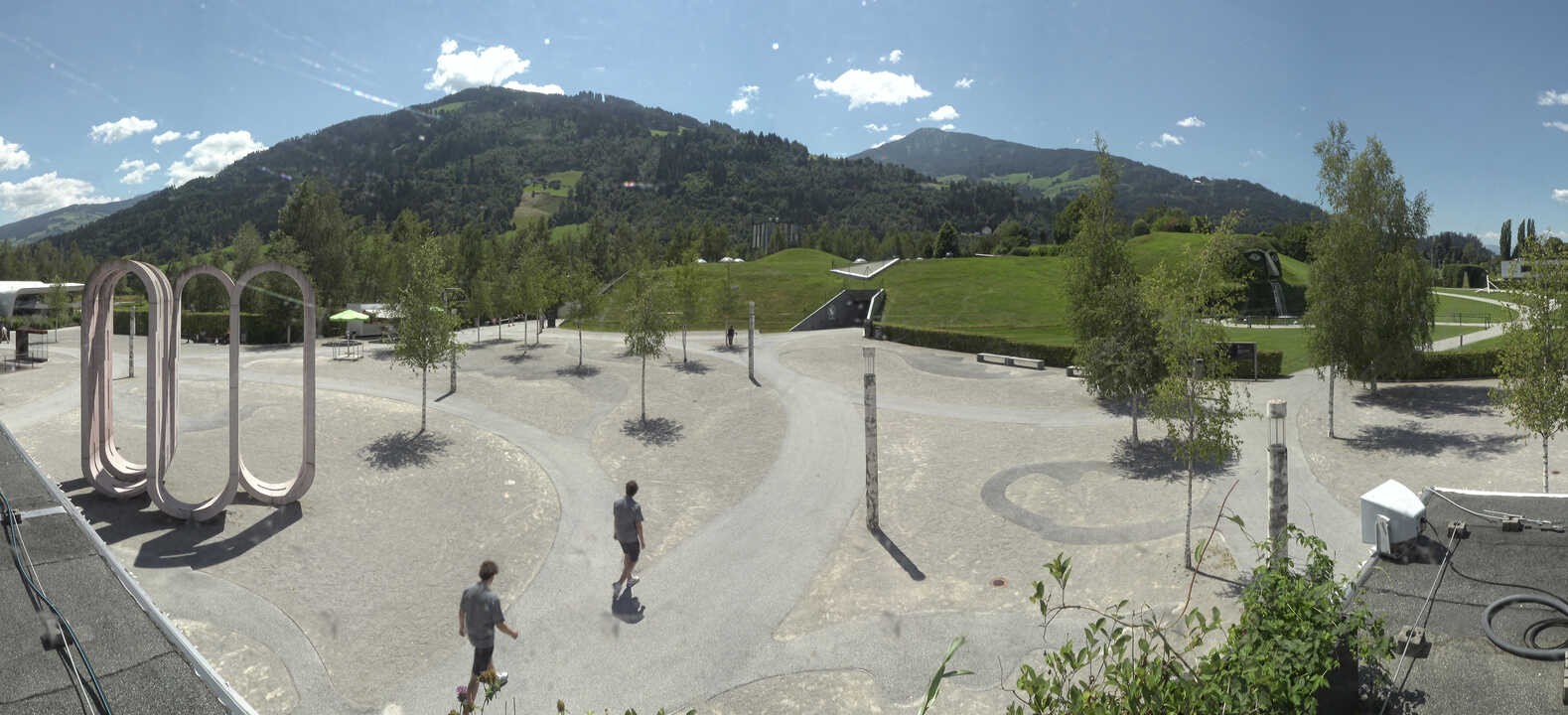 Archiv Foto Webcam Swarovski Kristallwelten: Außengelände
