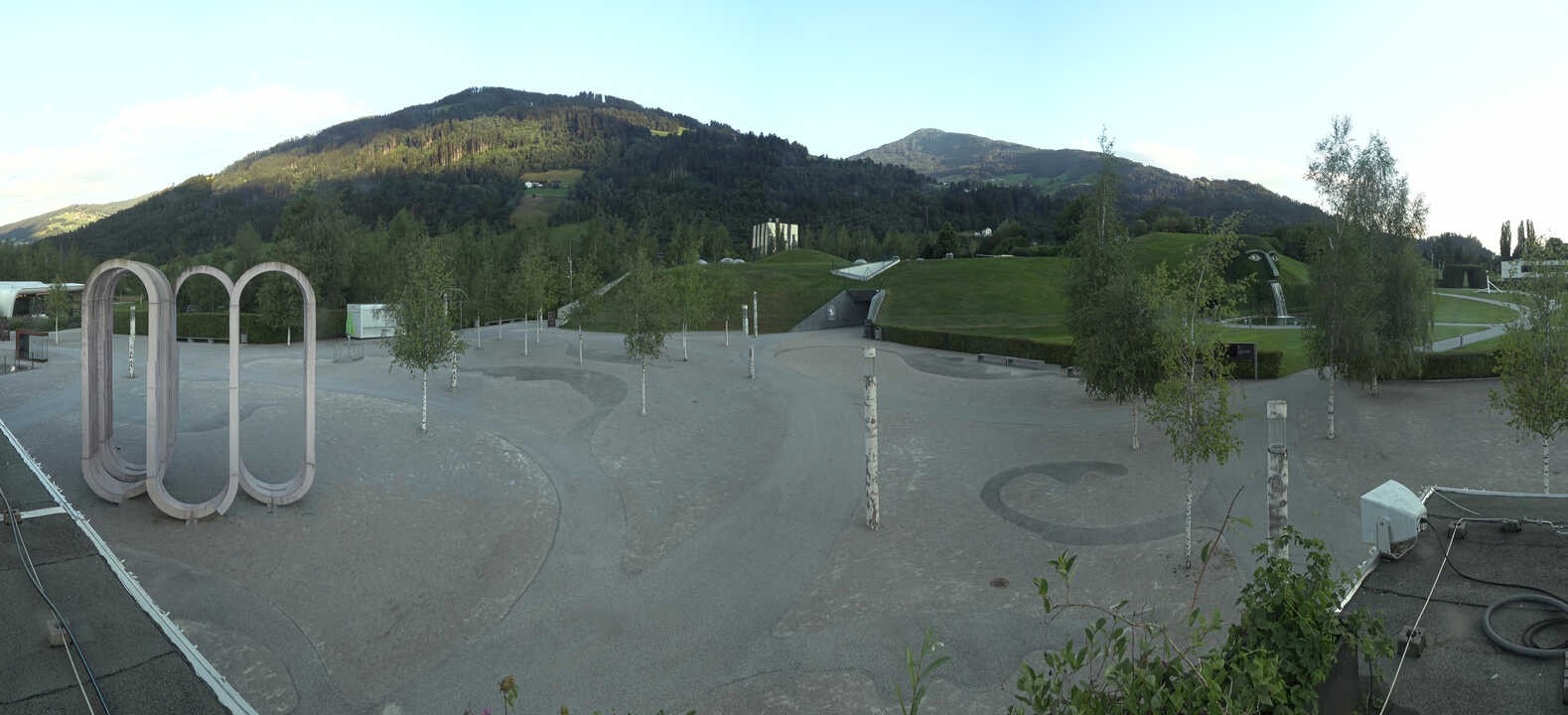 Archiv Foto Webcam Swarovski Kristallwelten: Außengelände