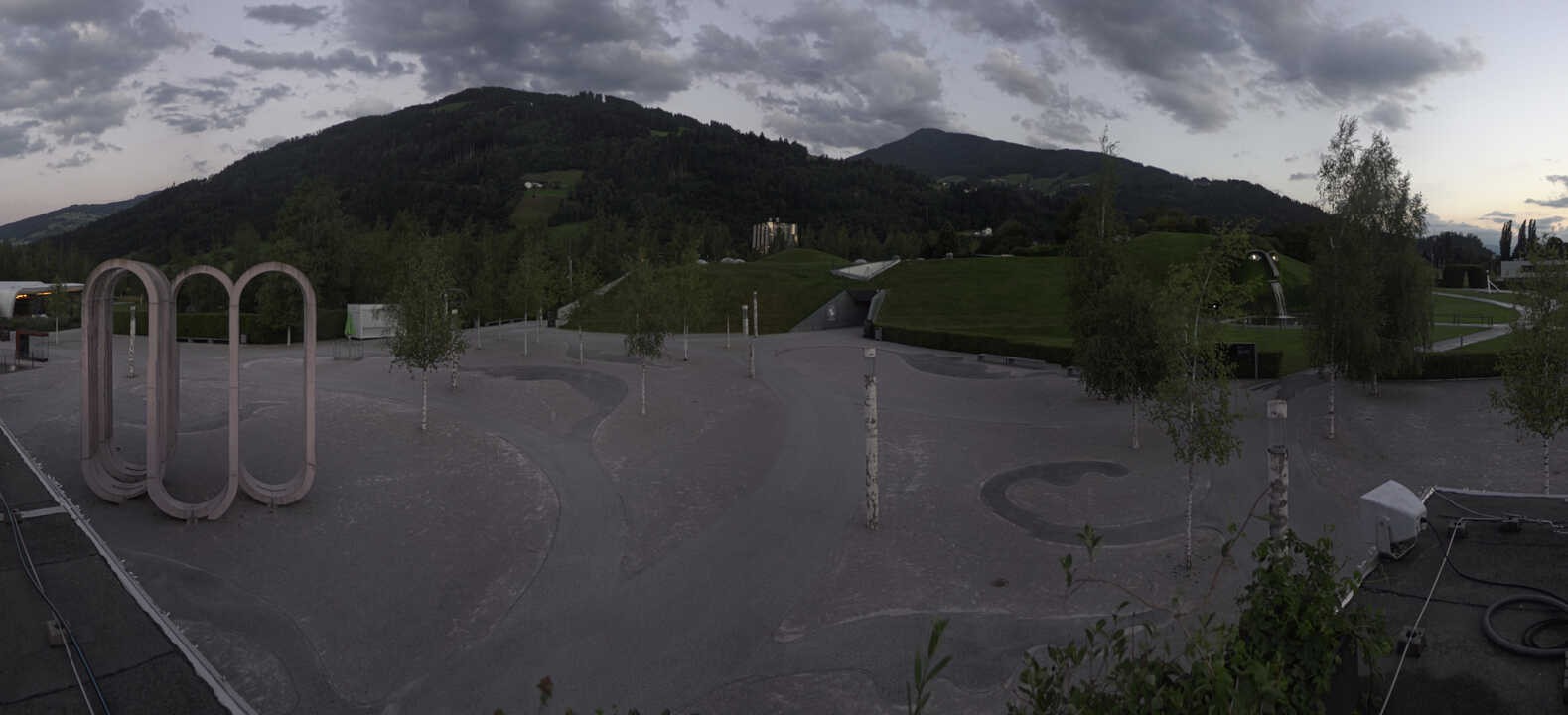 Archiv Foto Webcam Swarovski Kristallwelten: Außengelände