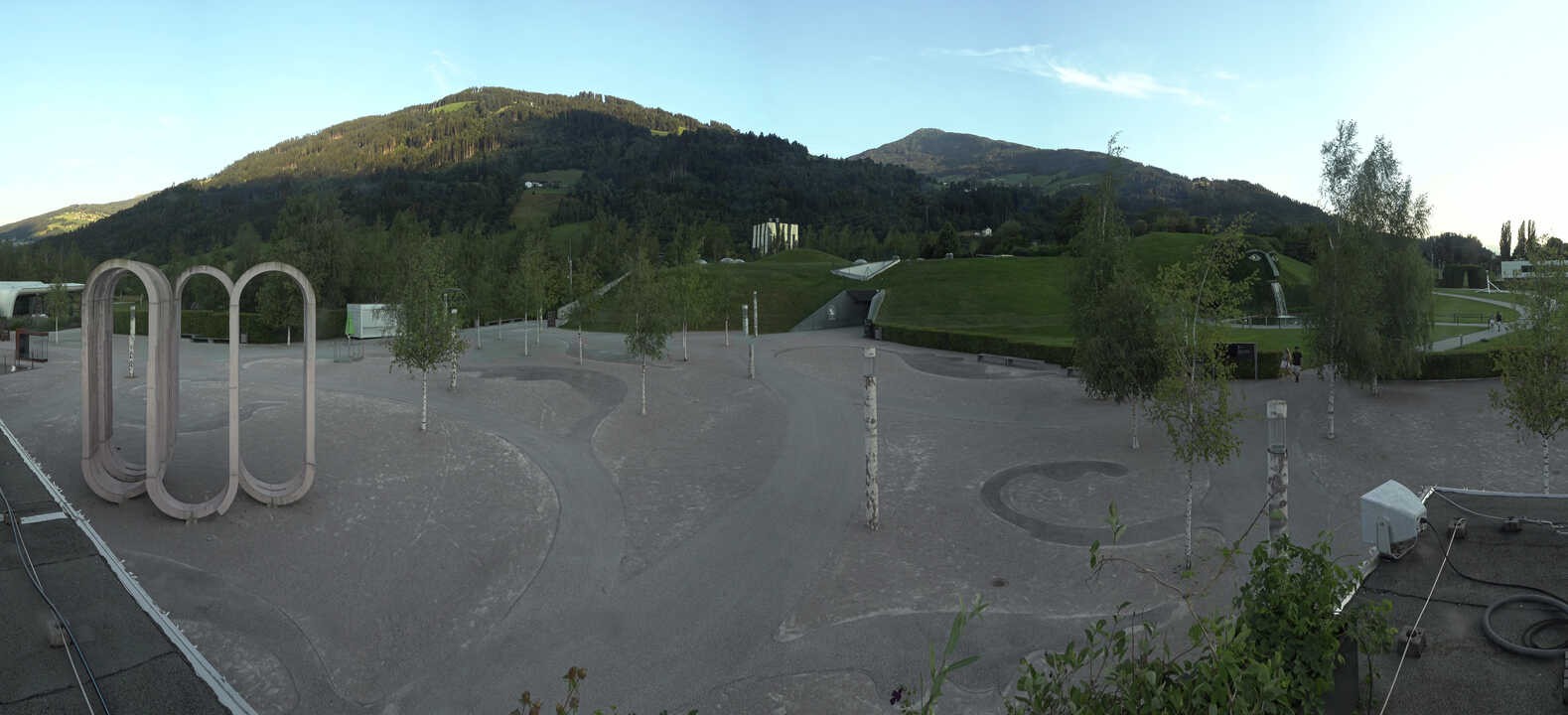 Archiv Foto Webcam Swarovski Kristallwelten: Außengelände
