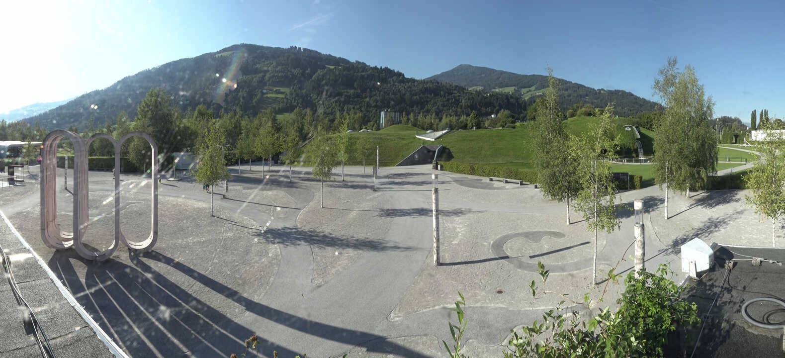 Archiv Foto Webcam Swarovski Kristallwelten: Außengelände