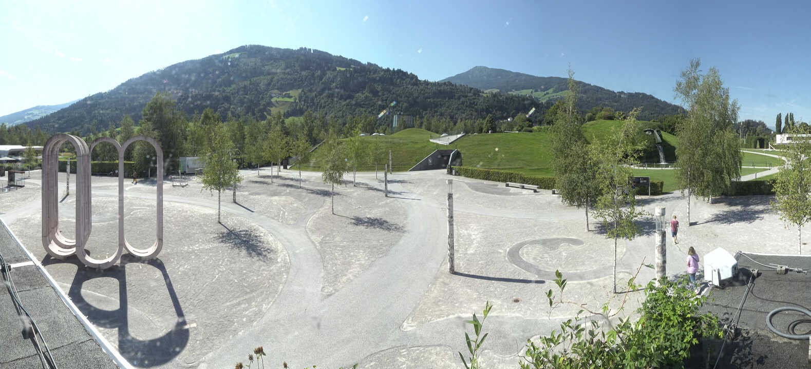 Archiv Foto Webcam Swarovski Kristallwelten: Außengelände