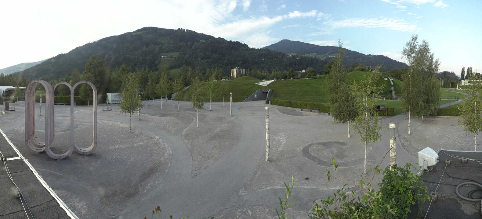 Archiv Foto Webcam Swarovski Kristallwelten: Außengelände