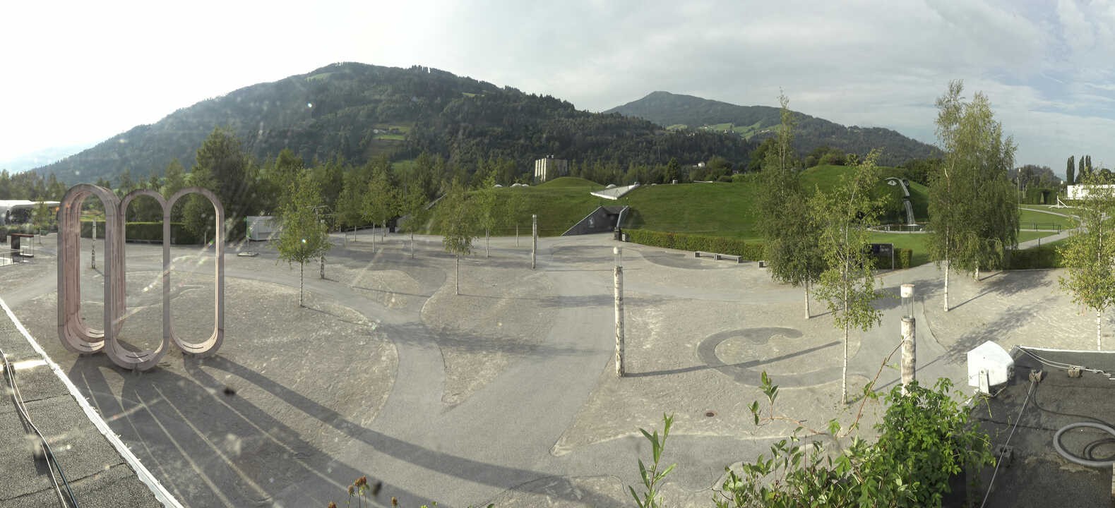 Archiv Foto Webcam Swarovski Kristallwelten: Außengelände
