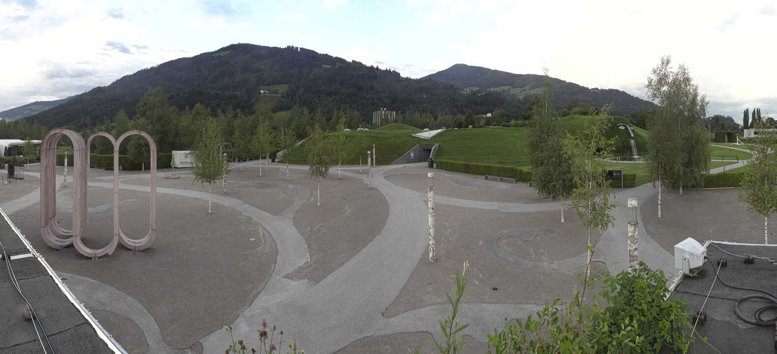 Archiv Foto Webcam Swarovski Kristallwelten: Außengelände