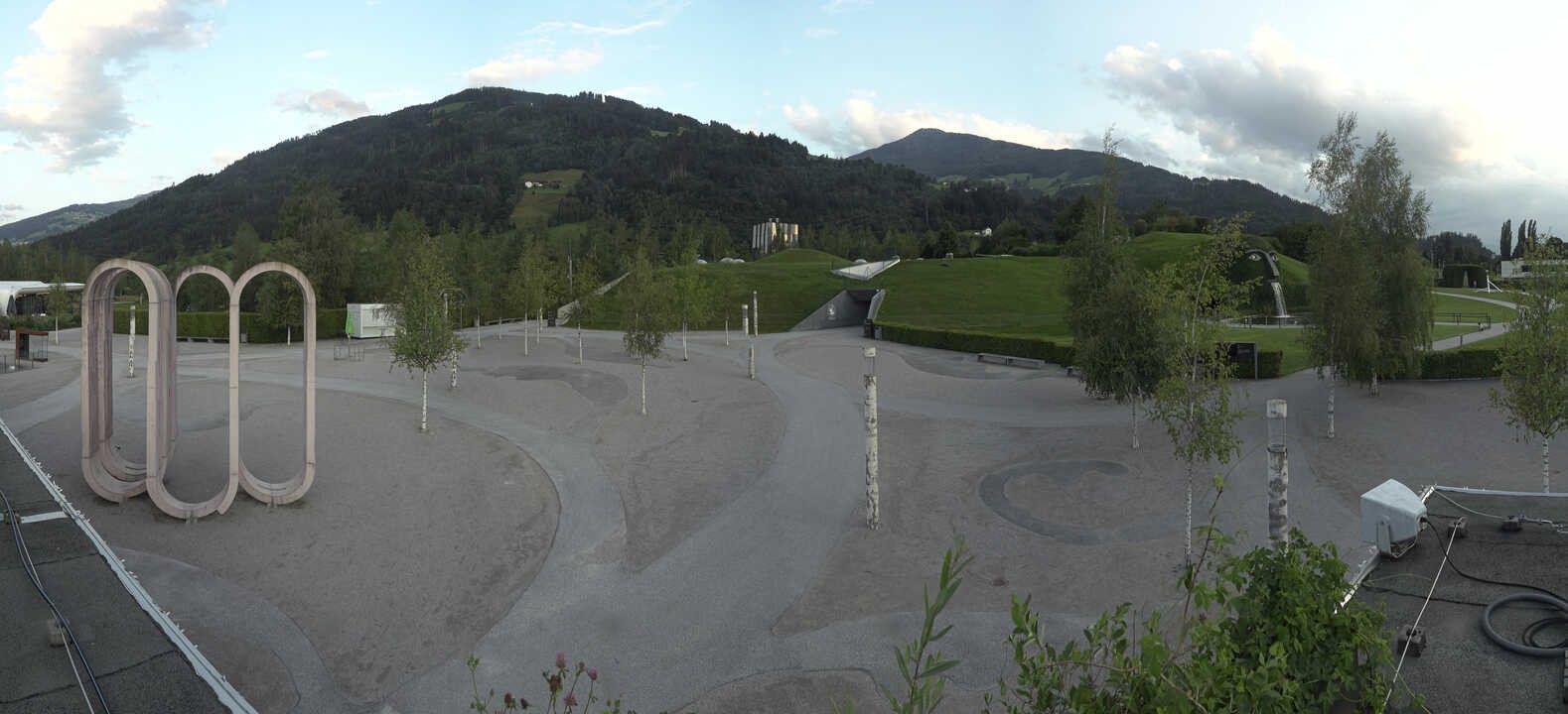 Archiv Foto Webcam Swarovski Kristallwelten: Außengelände