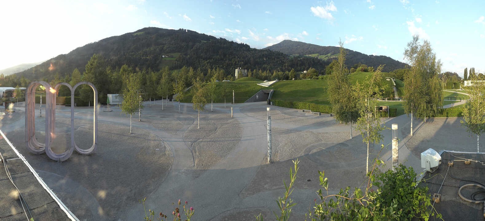 Archiv Foto Webcam Swarovski Kristallwelten: Außengelände