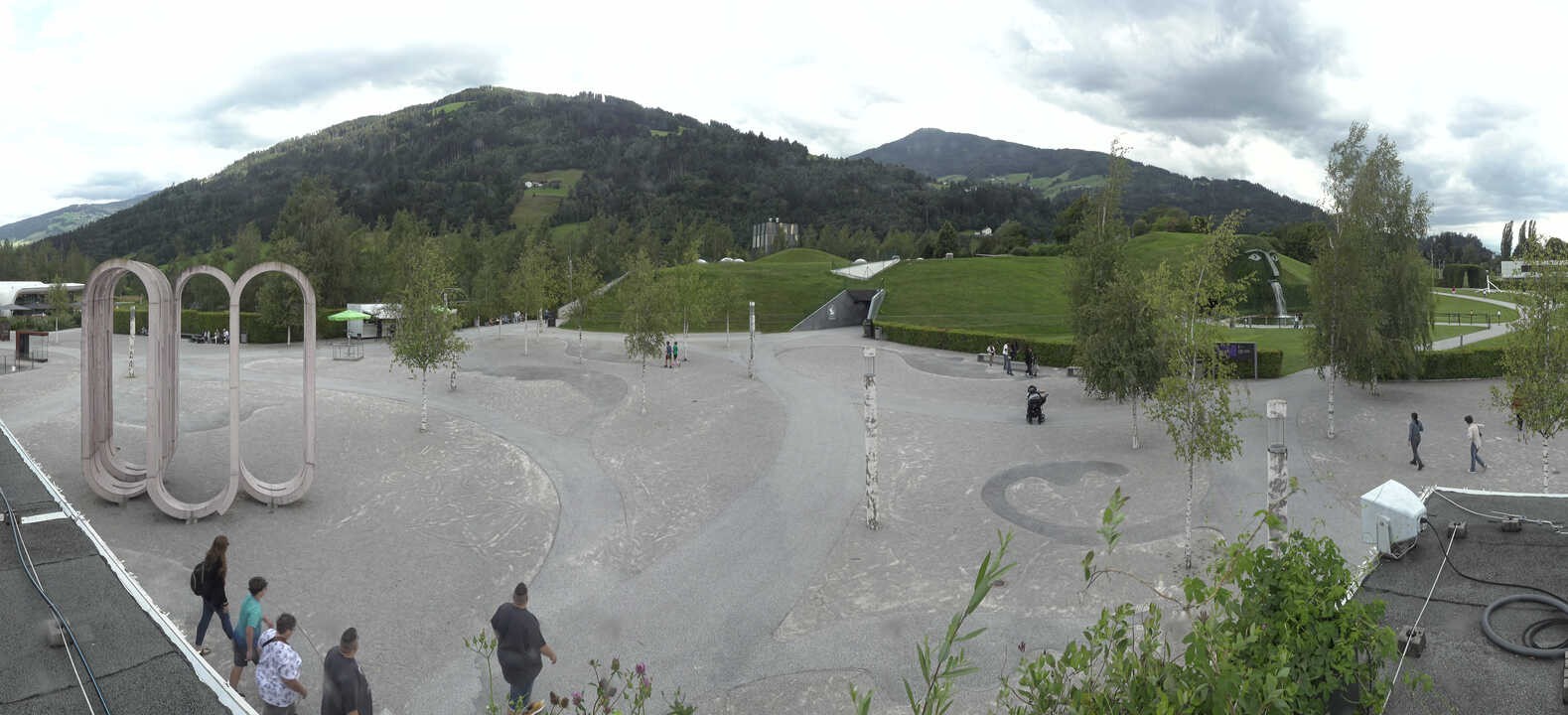 Archiv Foto Webcam Swarovski Kristallwelten: Außengelände