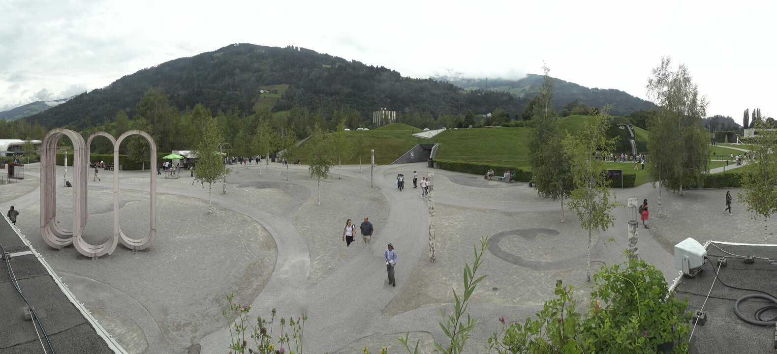 Archiv Foto Webcam Swarovski Kristallwelten: Außengelände