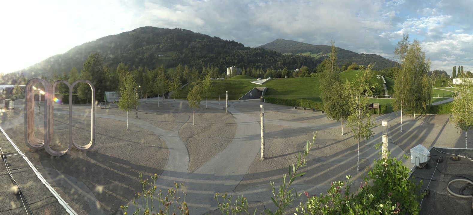 Archiv Foto Webcam Swarovski Kristallwelten: Außengelände