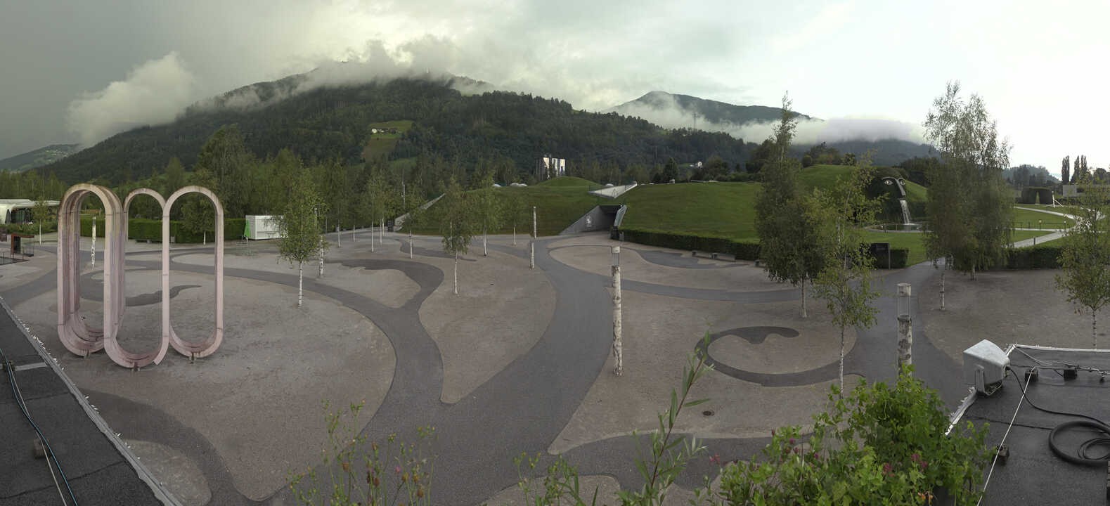 Archiv Foto Webcam Swarovski Kristallwelten: Außengelände