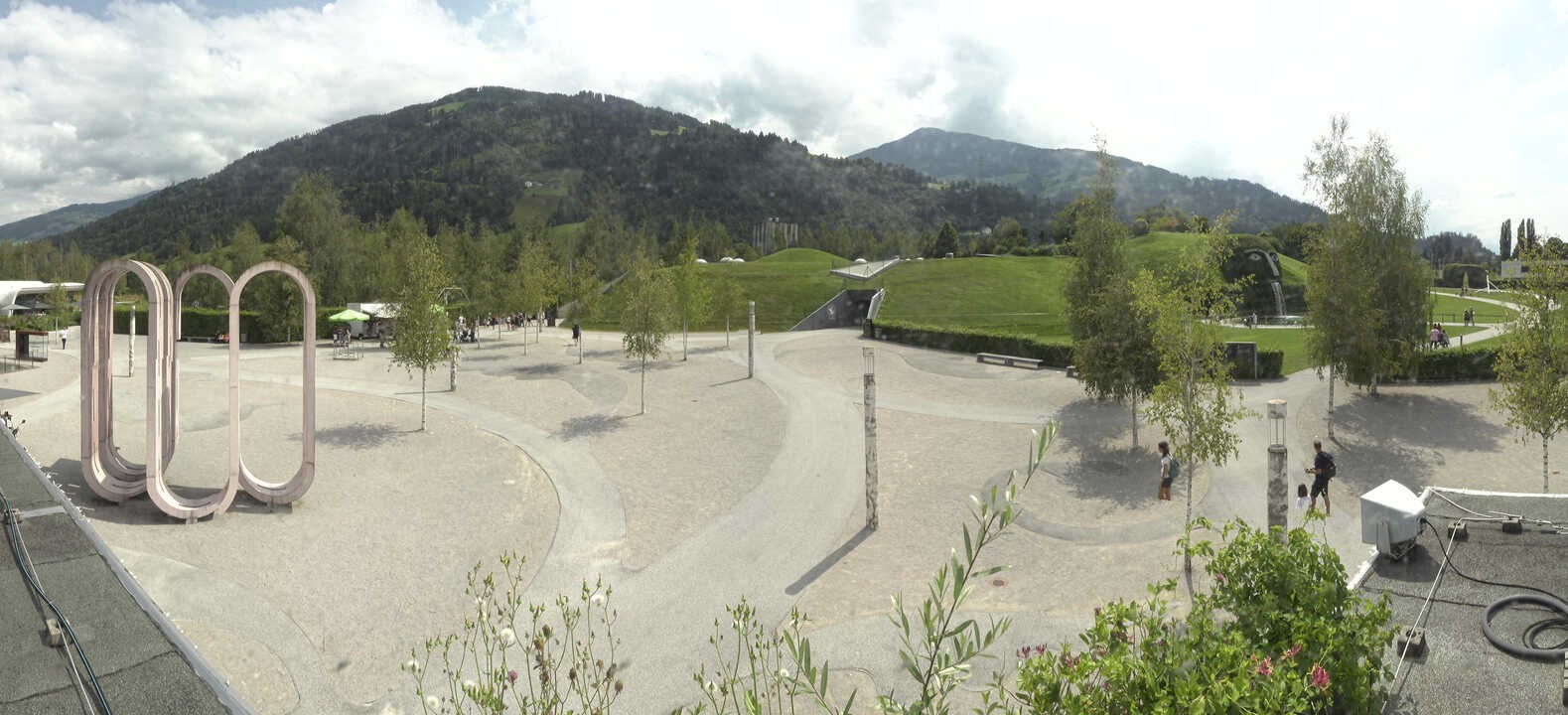 Archiv Foto Webcam Swarovski Kristallwelten: Außengelände