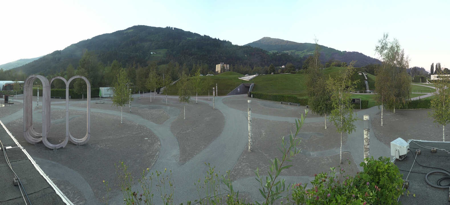 Archiv Foto Webcam Swarovski Kristallwelten: Außengelände